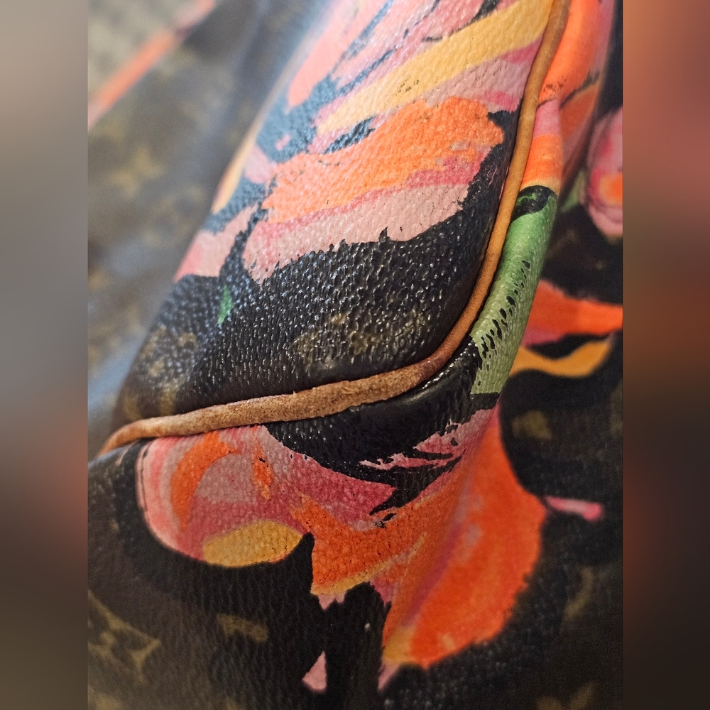 LV speedy 30 with roses - Picture 10 of 10